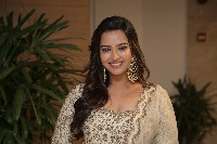 Actress Pujita Ponnada Stills